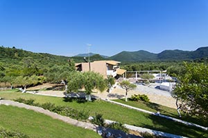 Villa Hara in an olive grove 500 meters from the sea!